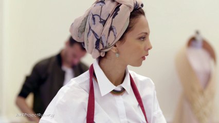 أبلة فاهيتا تلاحق المصممين حتى في المشغل من خلال فاليري