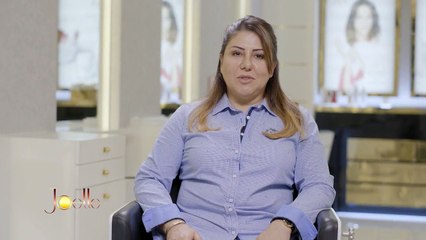 أماني تستعيد شبابها بصبغة شعر تقلل من عمرها سنوات