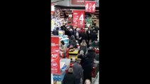 Une promotion sur le Nutella provoque une scène de cohue à l'intermarché de Golbey !