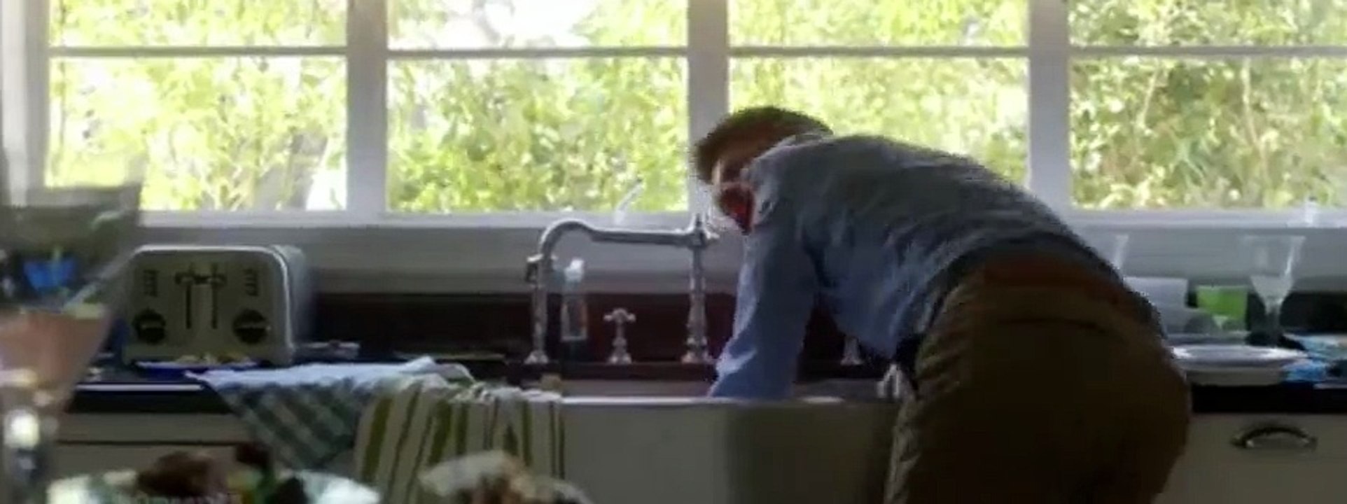 Scream Queens S02E01 Scream Again