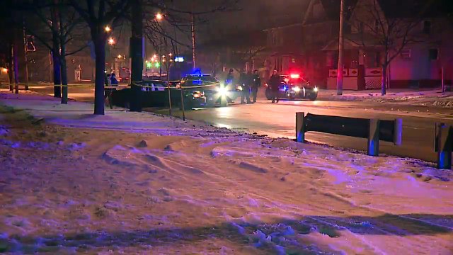 Police Officers Turn Squad Car into Ambulance After EMS Delay