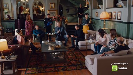 جاهده تتصرف بأسلوب خداع للهروب من هذا المأزق !