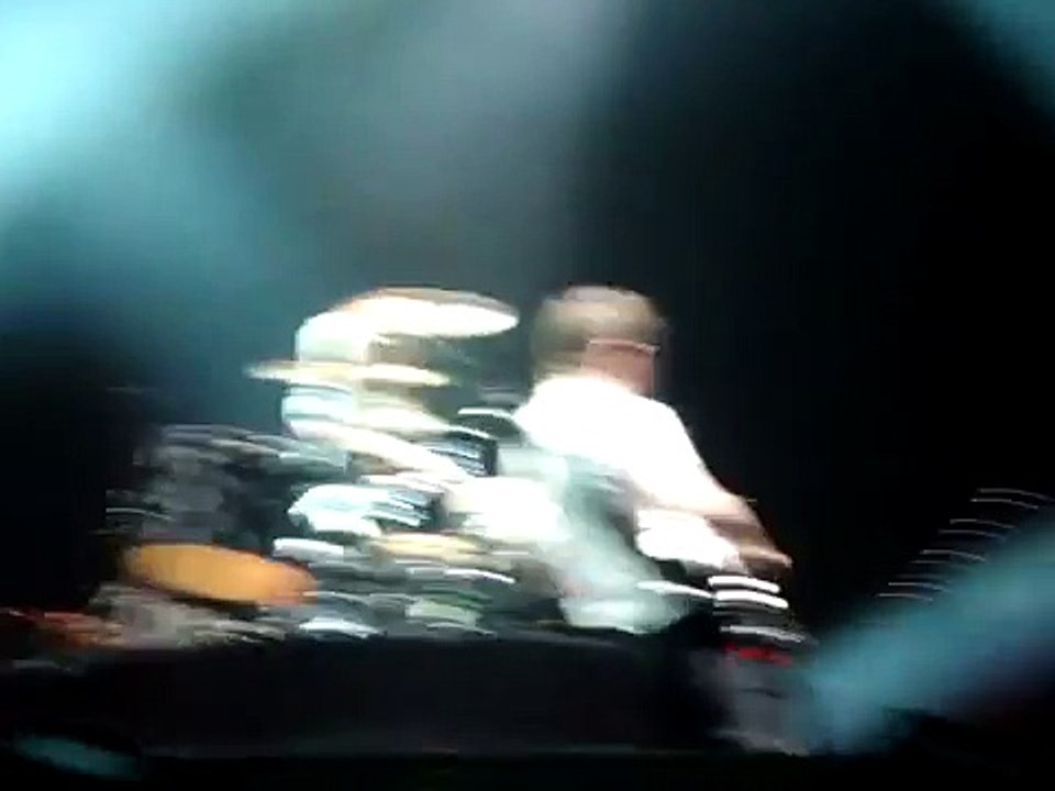 Muse - Interlude + Hysteria, Palasport Olimpico, Turin, Italy  12/4/2009