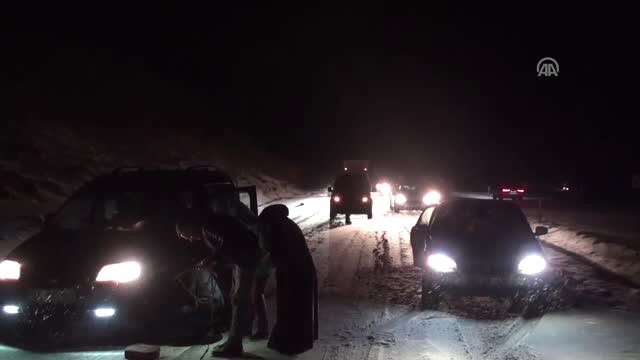 Tokat-Sivas Karayolunda Kar Yağışı ve Tipi Etkili Oluyor