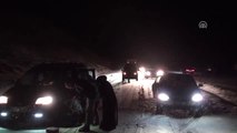 Tokat-Sivas Karayolunda Kar Yağışı ve Tipi Etkili Oluyor