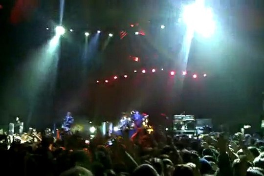 Muse - Interlude + Hysteria, WaMu Theater, Deck the Hall Ball, Seattle, WA, USA 12/15/2009