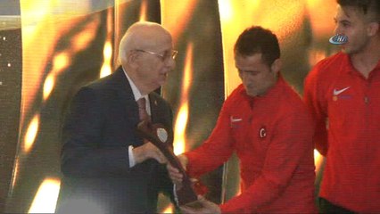 '8. Uluslararası Buhara Medya Ödülleri' sahiplerini buldu