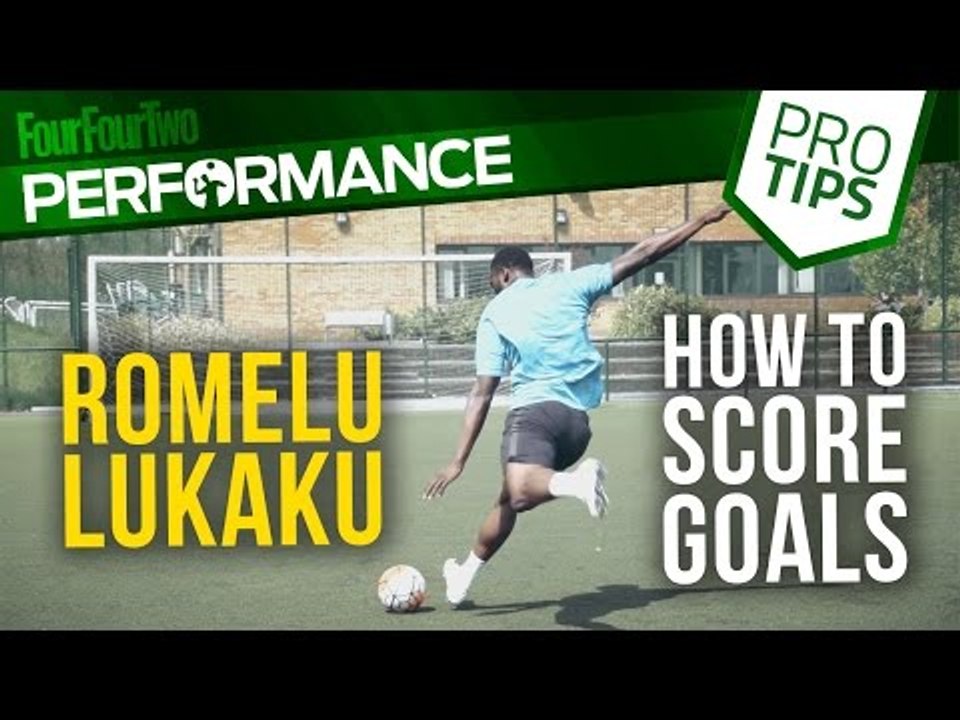 Romelu Lukaku | How to score more goals | Pro striker tips