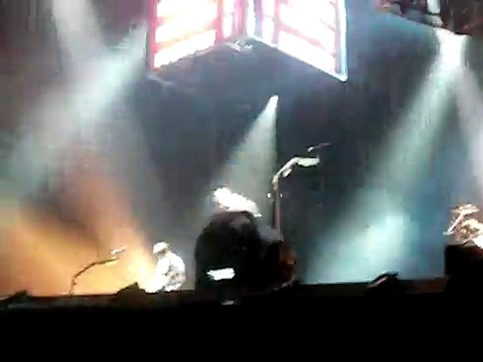 Muse - Interlude + Hysteria, O2 Depot, Dublin, Ireland  11/6/2009