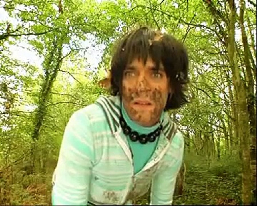 Samantha Oups et les chasseurs… un drôle de spectacle au gîte ! 🎯🤣