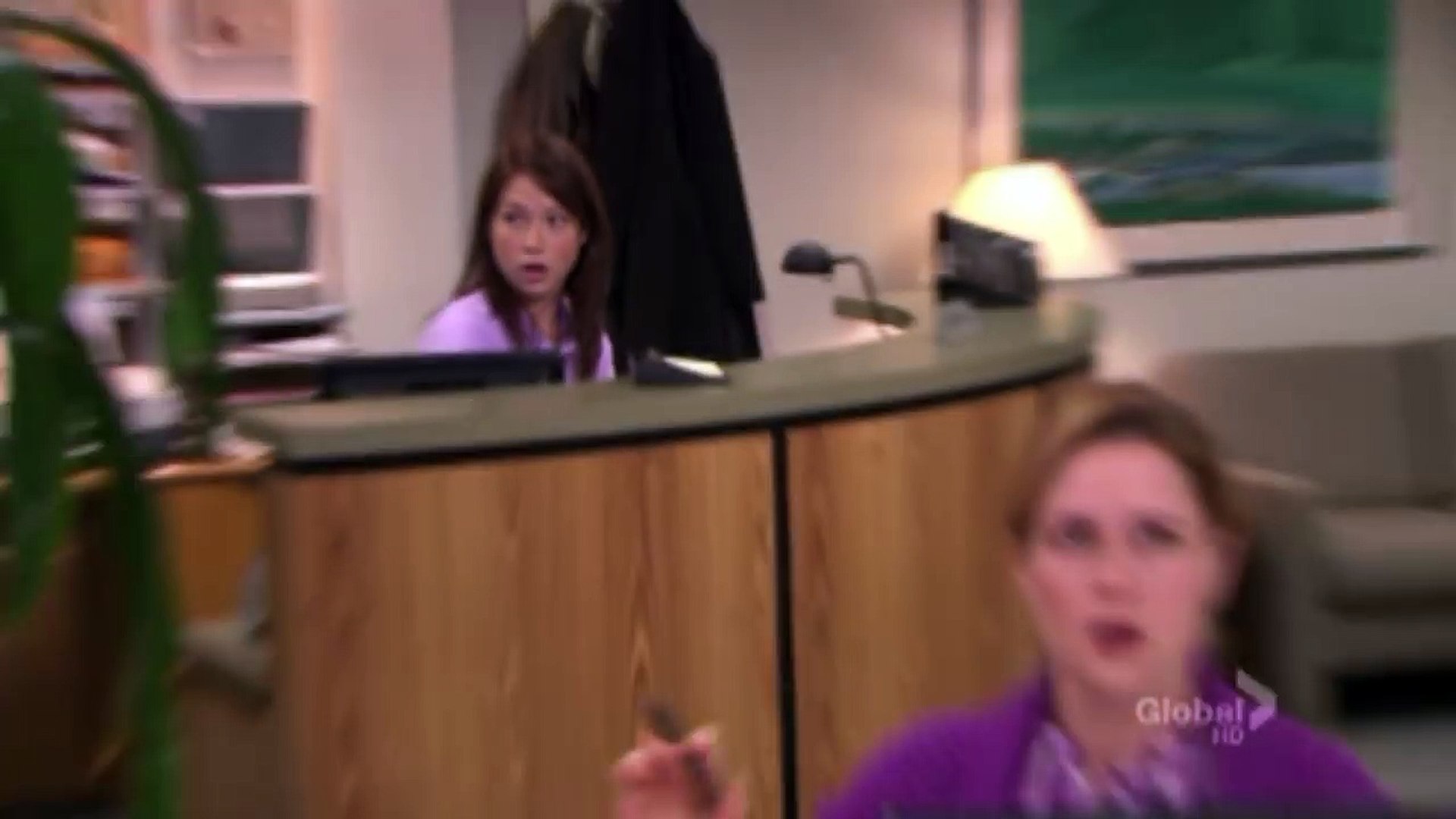 The Office: Casual Friday - Merediths Exposes herself to the office - video  Dailymotion