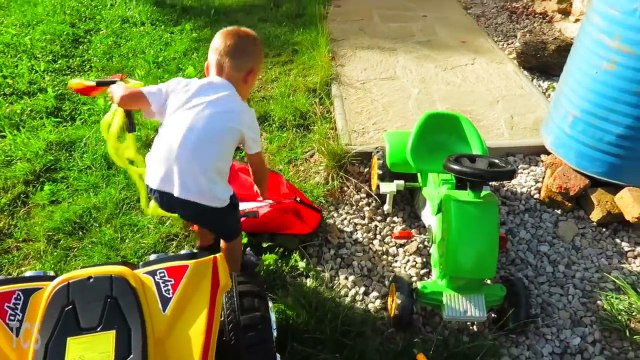 Ride on Power Wheel 4WD electric Quad Bike 12V - Tractor repair getting assistance