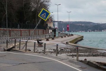 Tarabya'da Çöken Yol Onarılıp Trafiğe Açıldı