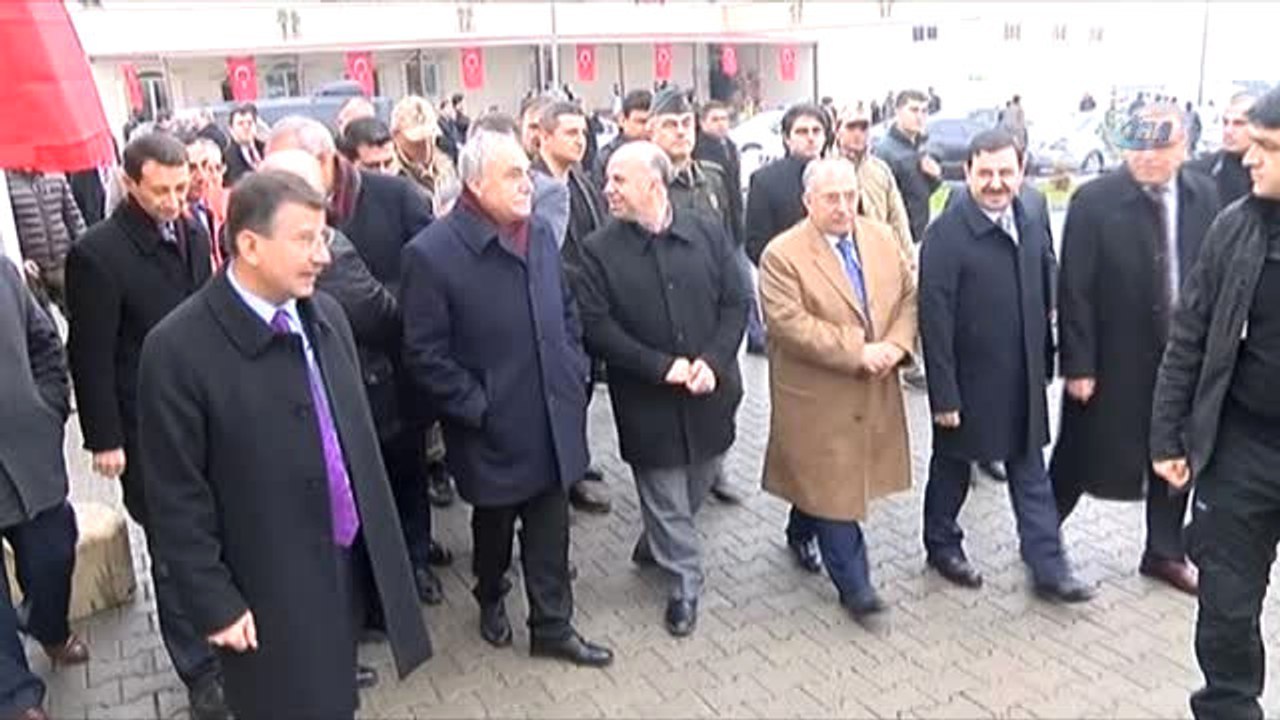 Diyanet İşleri Başkanı Erbaş ve Bakan Fakıbaba, Cezaevinde Cami Açılışı Yaptı