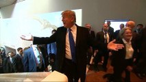 Trump threatens to cut Palestinian aid in Davos