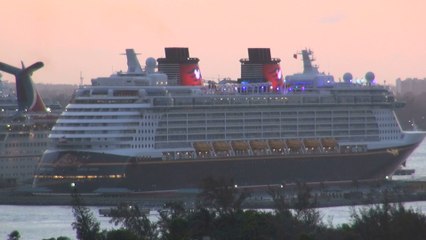 10 Tips For Getting A Cabin Upgrade On Your Cruise