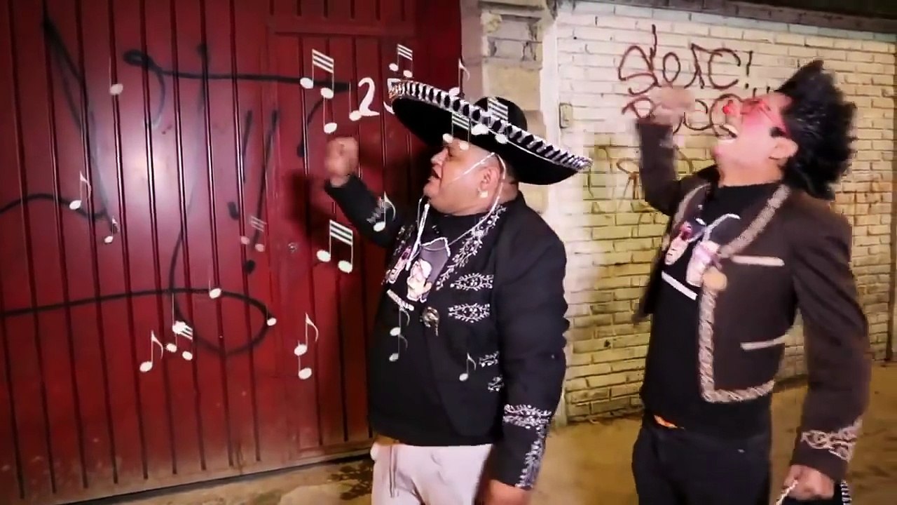 Oskarin le llevó serenata a Briza