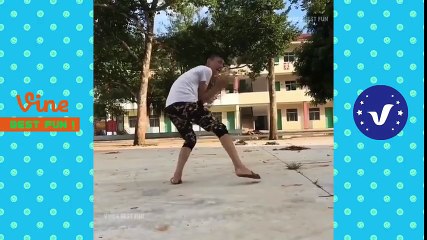 Funny Videos ● Chinese Funny Clips 2017 (Part 4)
