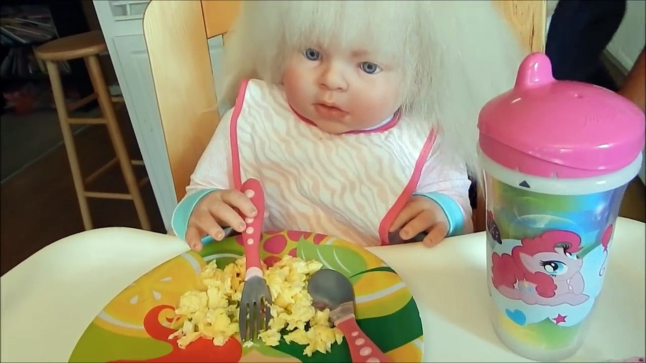 Reborn Toddler Skylars Morning Routine! Dressing, Eating, Playing!