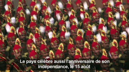 Inde: tanks et chameaux défilent pour le jour de la République