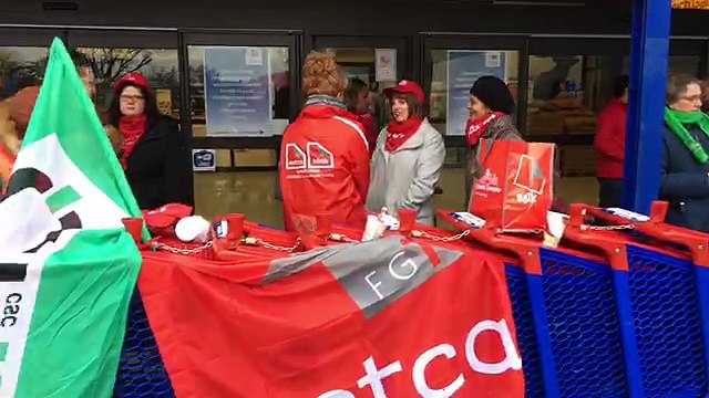 La Meuse-Luxembourg - Grève au Carrefour d'Arlon