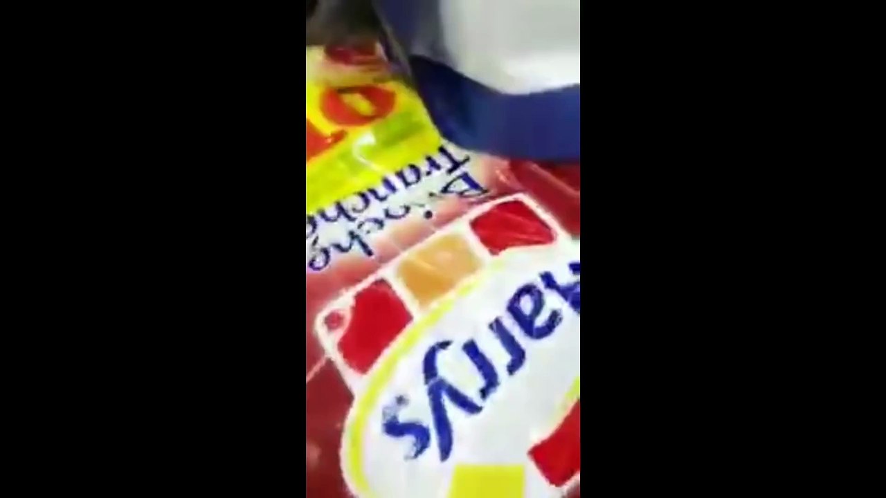 ÉMEUTES DANS INTERMARCHÉ A CAUSE D'UNE PROMOTIO...