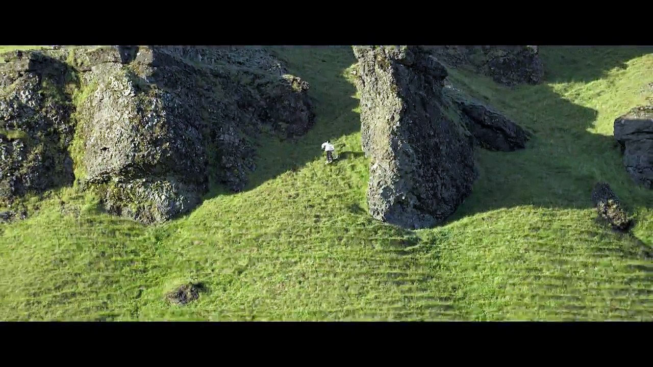 Candide Thovex "Ski the World"