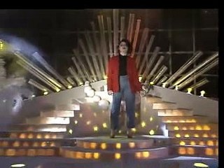 Aşkın Nur Yengi - Öyle Bakma