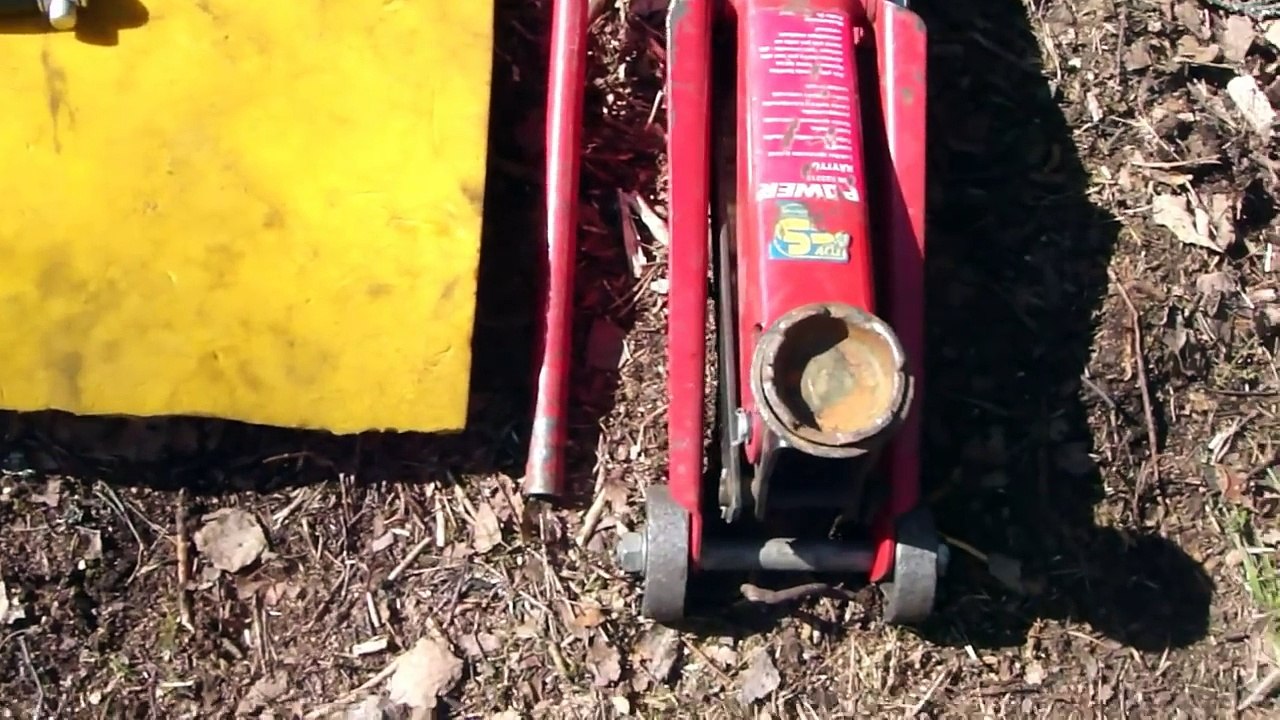 How to change and replace engine oil Toyota Corolla VVT-i engine. Years 2000-2007.