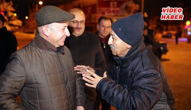 (26 Ocak 2018) BAŞKAN ÇOLAKBAYRAKDAR KAR TEMİZLEME ÇALIŞMALARINI İNCELEDİ