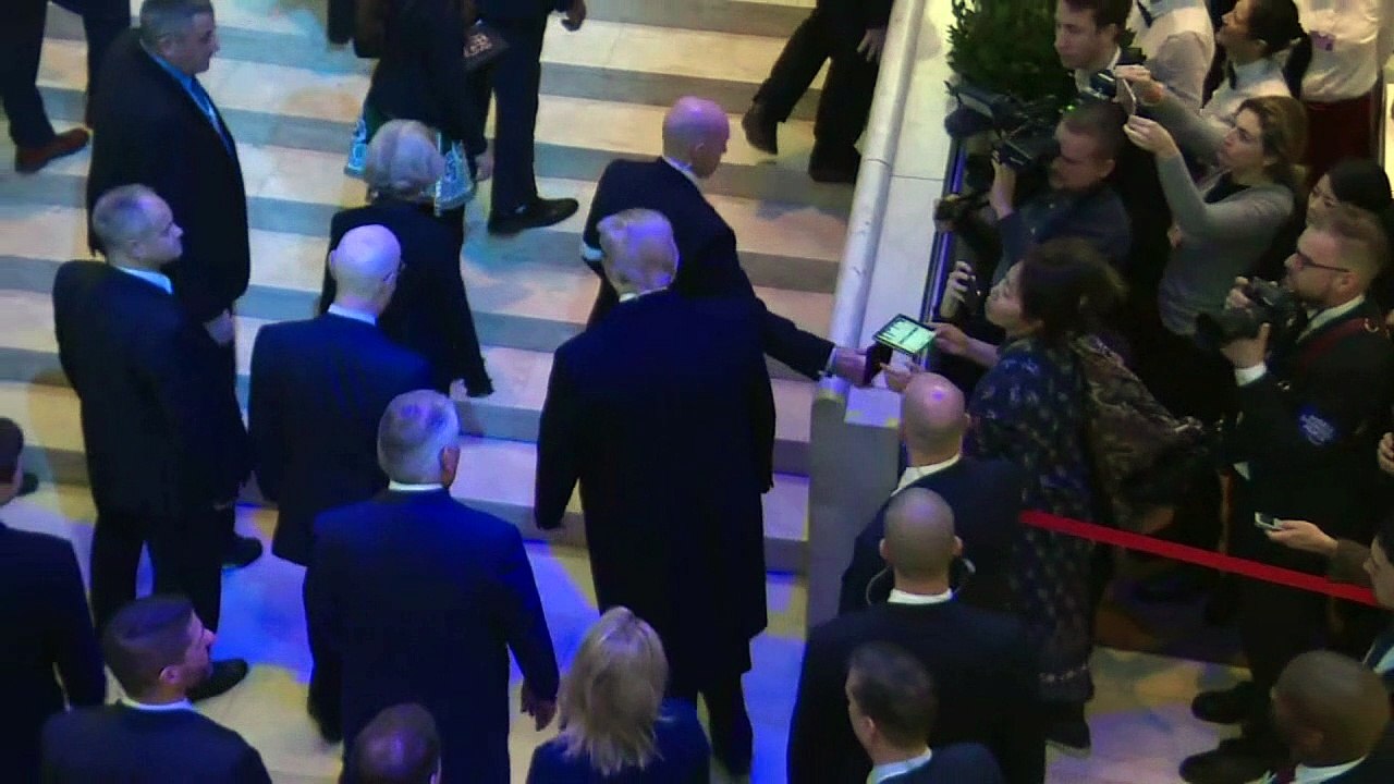 Trump pede desculpas