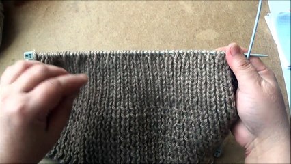 Манишка спицами. Collar knitting