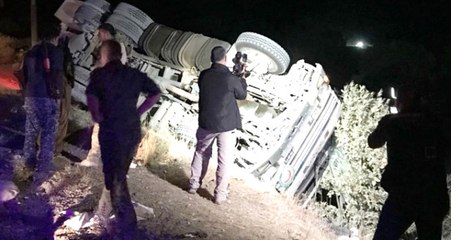 Başbakanlığa Bağlı AFAD TIR'ı Irak'ta Devrildi: 2 Yaralı