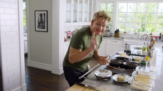 Gordon Ramsay Demonstrates How To Make Crab Cakes: Extended Version | Season 1 | THE F WOR