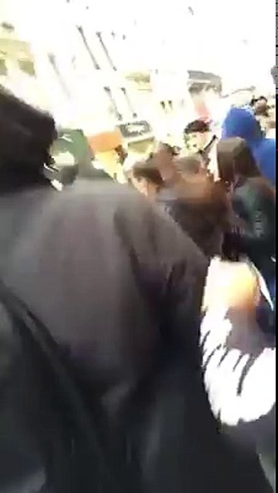 Bruxelles: émeutes place de la Monnaie (2)