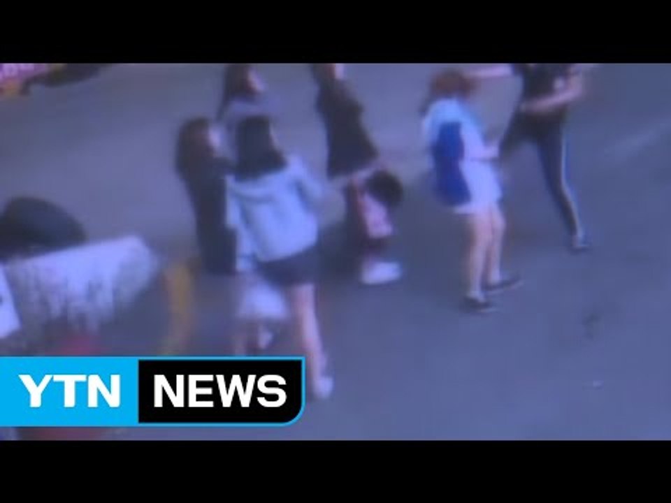 ’부산 여중생 폭행’ 14세 가해자 구속...이례적 영장 발부 / YTN