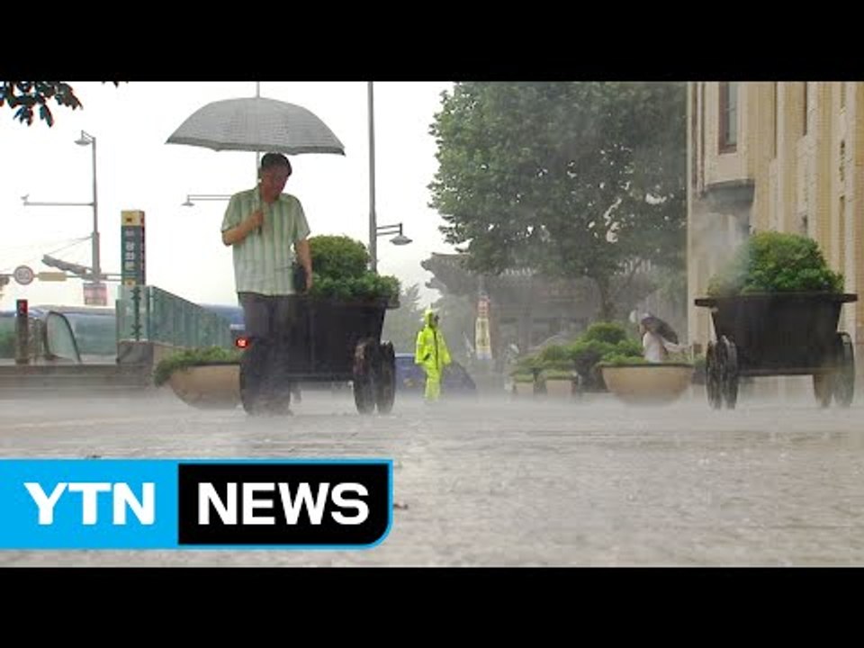 [날씨] 곳곳 게릴라성 소나기...밤사이 중북부 150mm 호우 / YTN