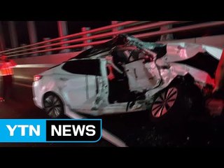 음주운전 승용차 중앙분리대 들이받아 / YTN