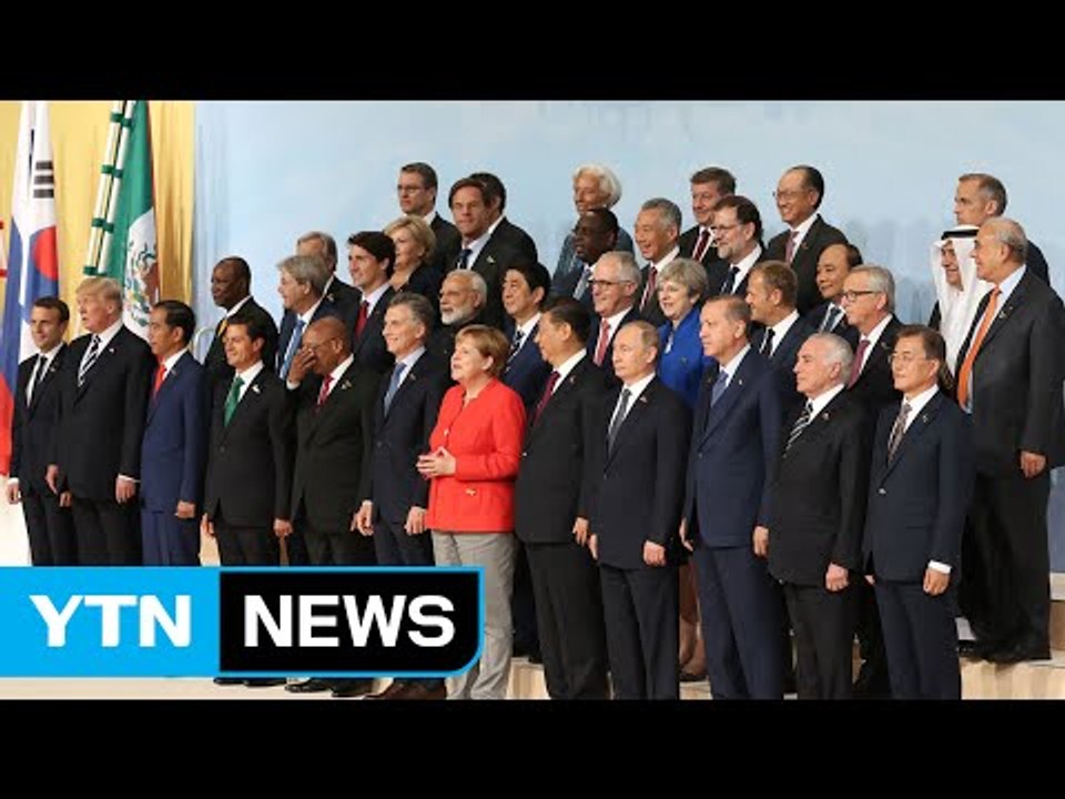 왜 문재인 대통령이 맨 끝?...G20 사진에 담긴 의미 / YTN