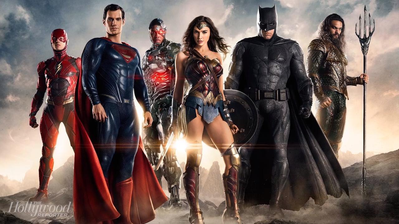 Is 'Justice League' Worth Seeing? Critics Weigh In | THR News