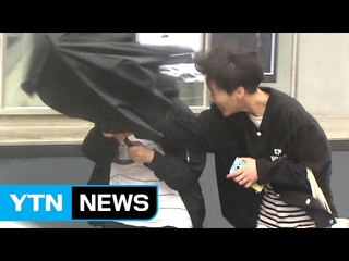 기습 비바람에 반팔 입고 '오들오들'...사고도 잇달아 / YTN