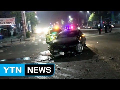 [단독영상] '훔친 차 질주' 10대들 경찰과 심야 추격전 / YTN