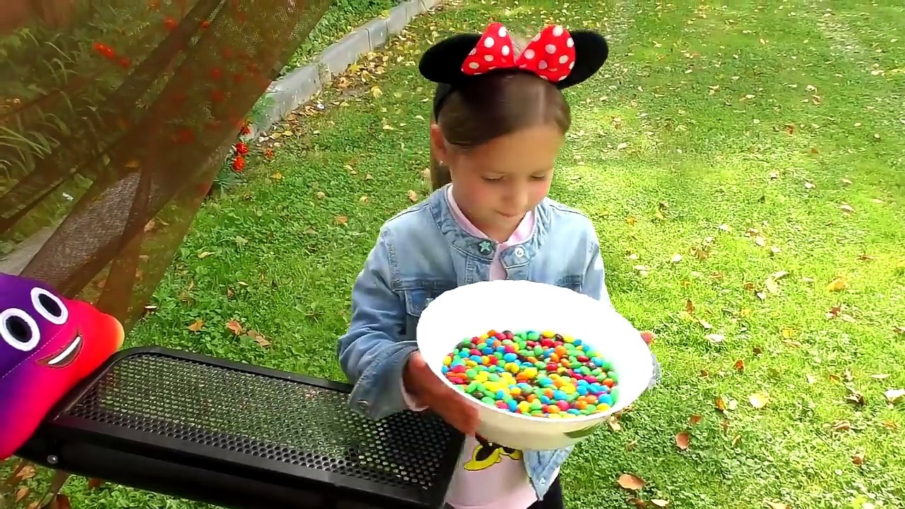 Bad Kid & Giant Candy Chupa Chups Learn Colors Color Tire Johny Johny Yes Papa Nursery Rhyme Songs-a4DWkFrXAQg