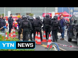 佛 오를리공항서 무기 탈취 남성 사살...공항 폐쇄 / YTN (Yes! Top News)