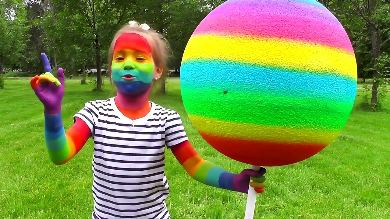 Learn Colors with Candy Giant Chupa Chups for Children Kids Bad Kid Baby Crying Johny Johny Yes Papa-gRGzZ2go7W8
