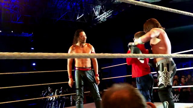 Styles, Nakamura make fan feel like a champion in Padova, Italy