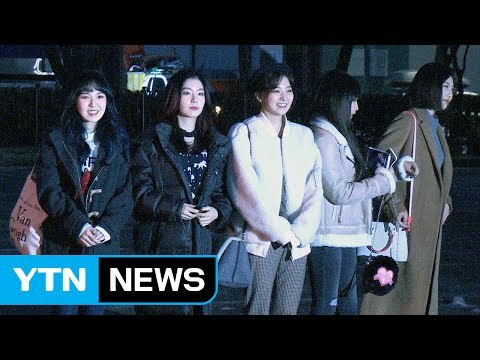 [★영상] 레드벨벳 오늘 컴백 했어요 …뮤뱅서 '루키' 첫 공개 (뮤직뱅크 출근길) / YTN (Yes! Top News)