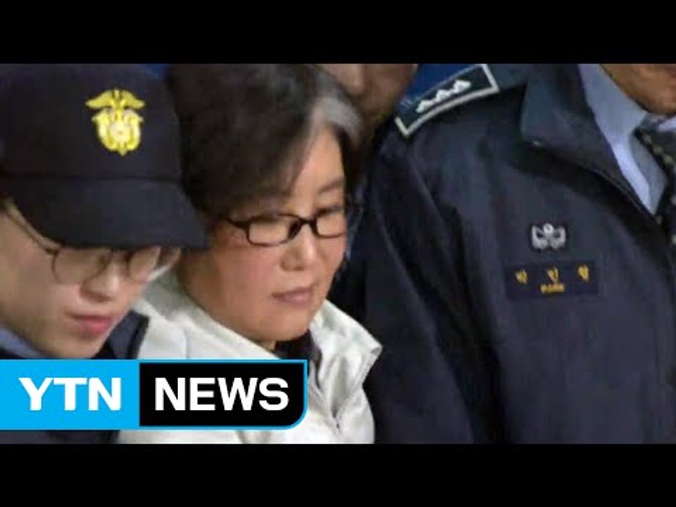[현장영상] 특검 도착한 최순실, 취재진 질문에 '묵묵부답' / YTN (Yes! T...