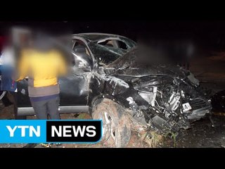 SUV 전신주 돌진 4명 중상...인근 주택 정전 / YTN (Yes! Top News)