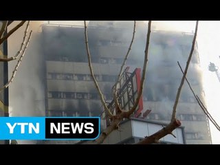 이란 테헤란 남부 의류상가 불...소방관 30명 사망 / YTN (Yes! Top News)
